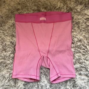 Skims bubblegum pink boxers